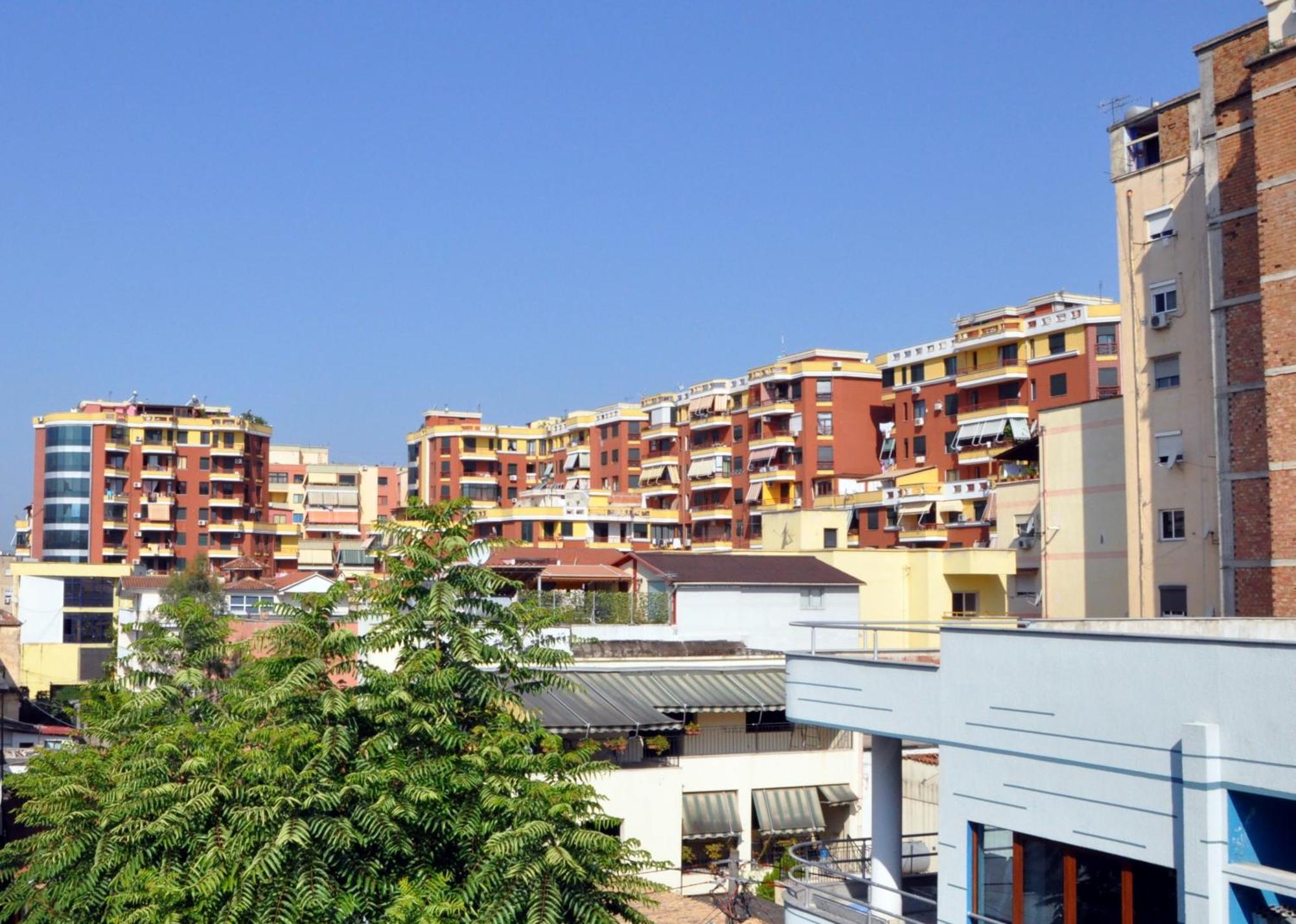Hotel 3A Тирана Екстериор снимка