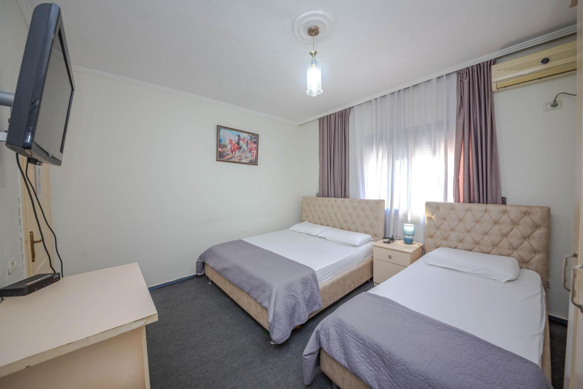 Hotel 3A Тирана Екстериор снимка
