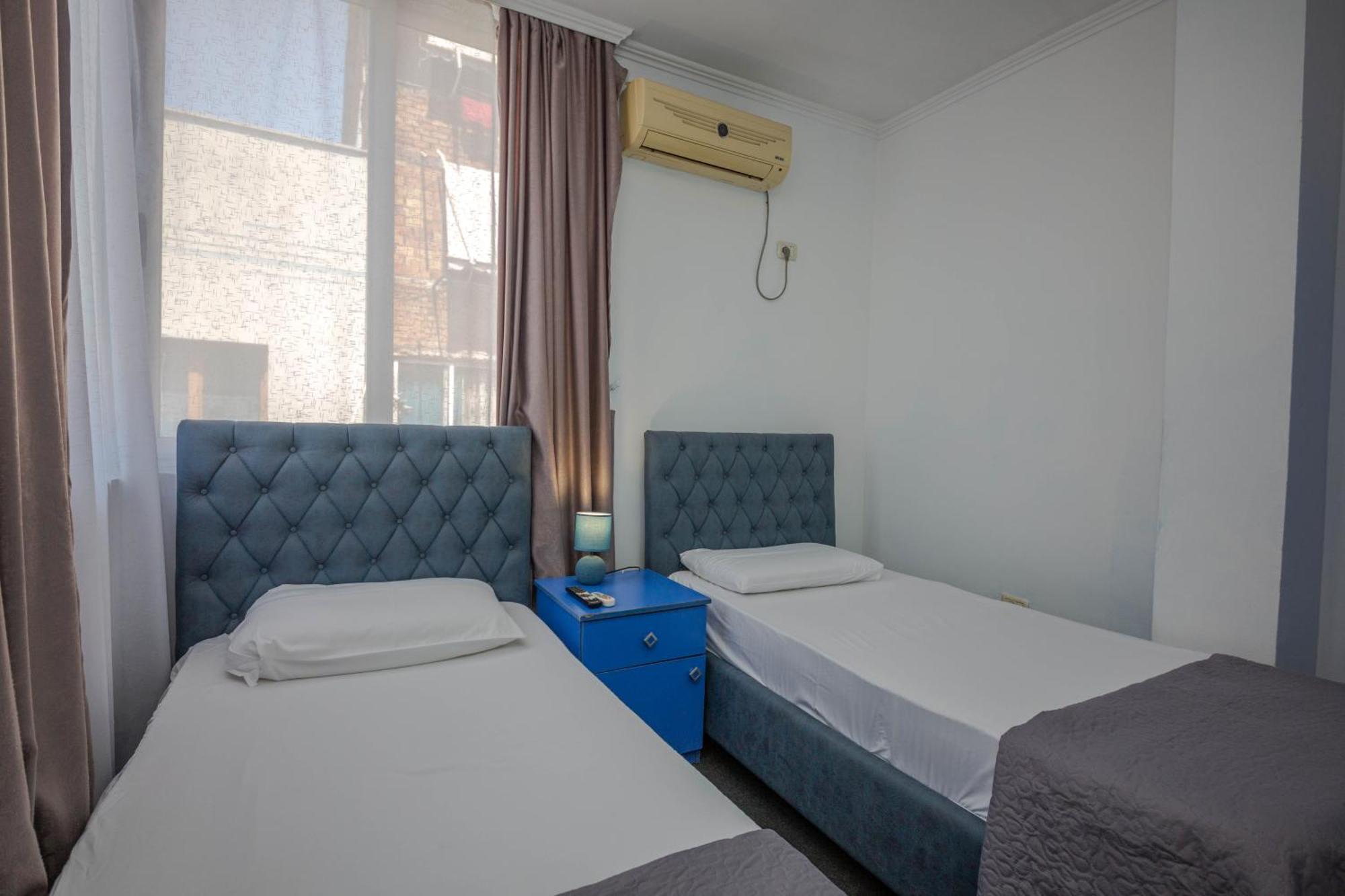 Hotel 3A Тирана Екстериор снимка