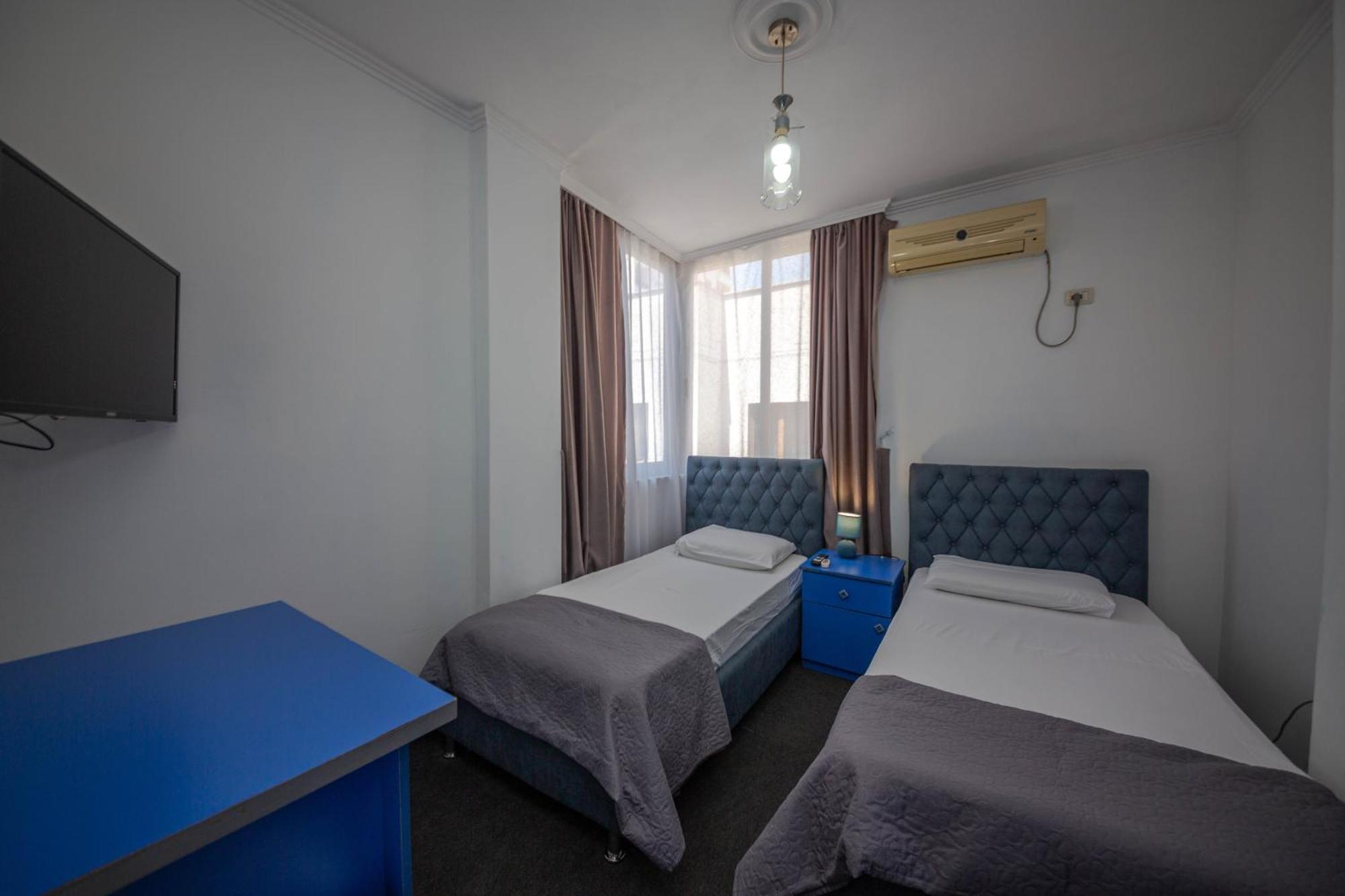 Hotel 3A Тирана Екстериор снимка